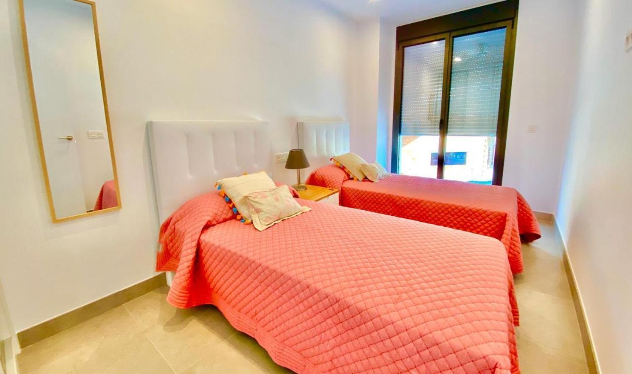 Chalet Con Piscina Privada En La Urb. De Puerto Rey Los Amarguillos エクステリア 写真