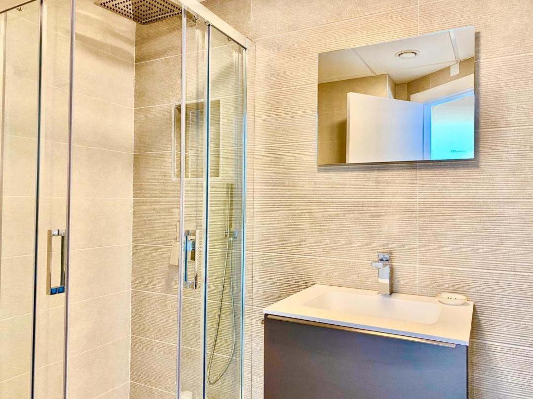 Chalet Con Piscina Privada En La Urb. De Puerto Rey Los Amarguillos エクステリア 写真