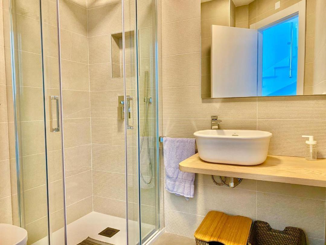 Chalet Con Piscina Privada En La Urb. De Puerto Rey Los Amarguillos エクステリア 写真